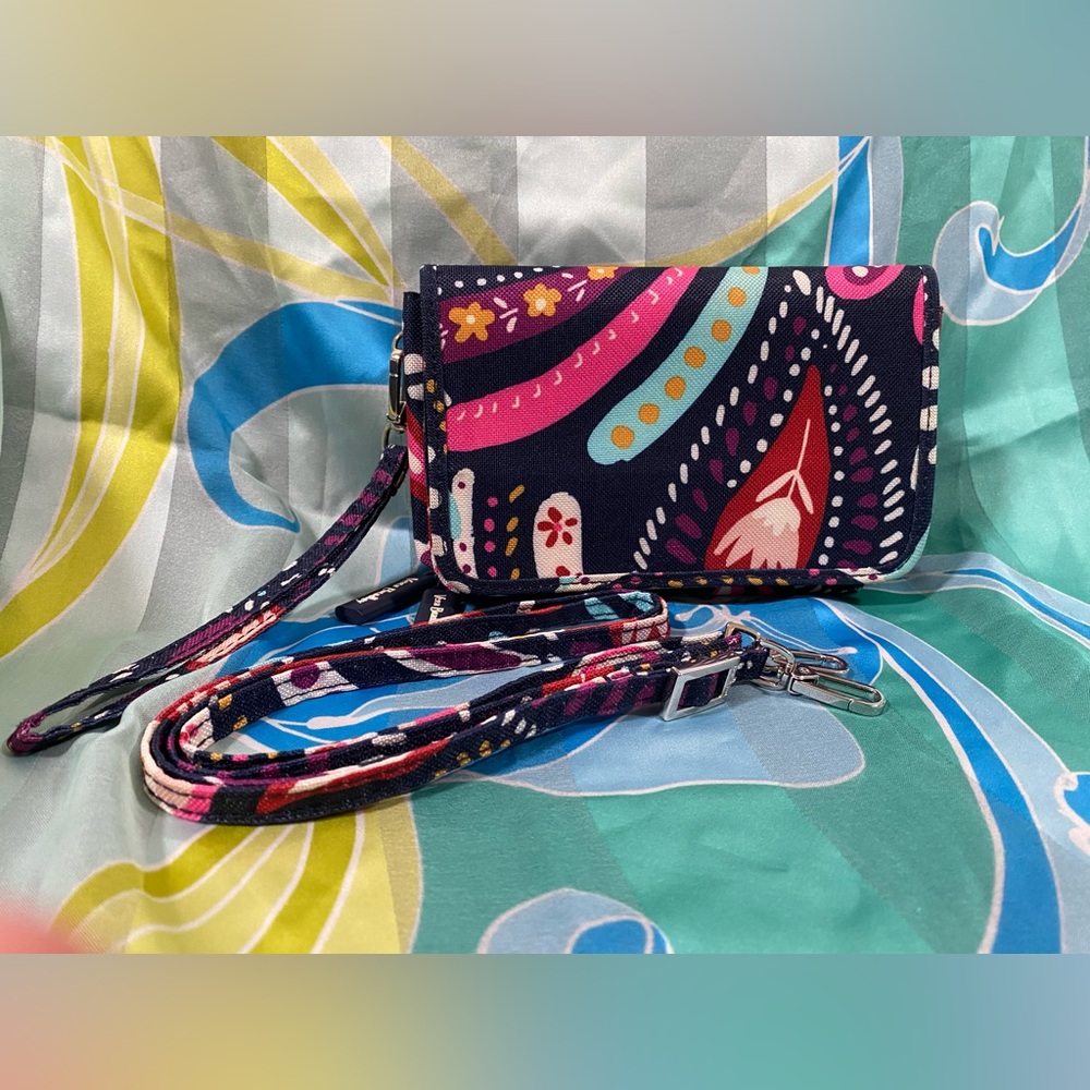 Vera Bradley RFID 3in1 Water Repellent WristletCrossbody HandBag Painted Paisley